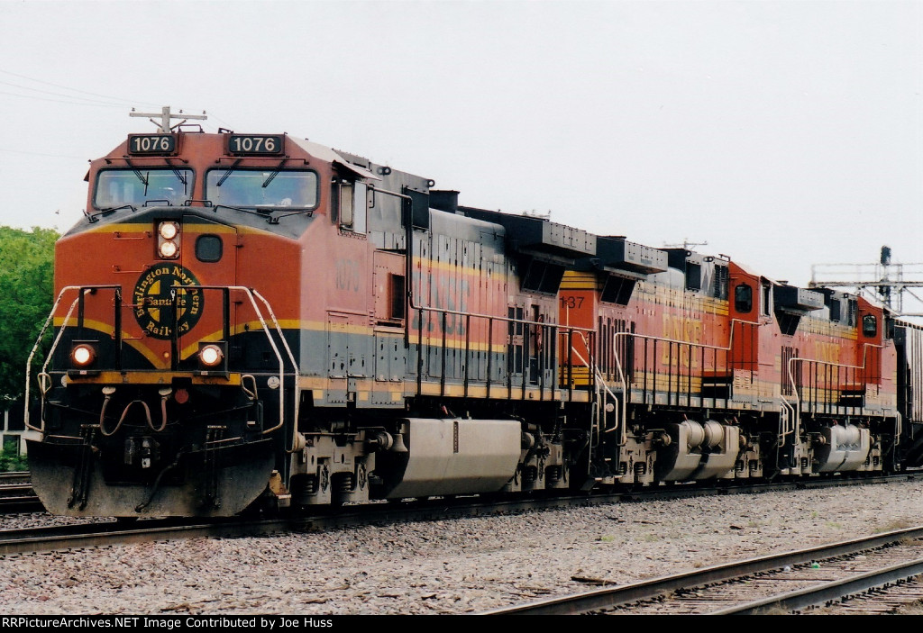 BNSF 1076 West